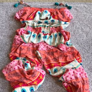 Girls 14/16. Aladdin pants romper. EUC
